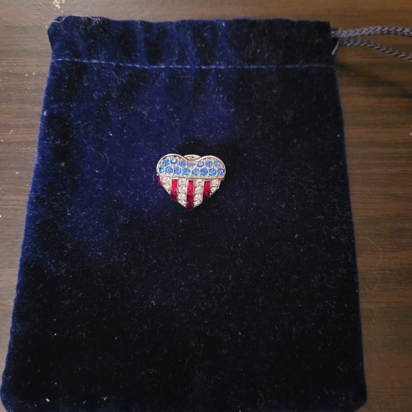 Swarovski USA Rhinestone Heart Flag Pin - Picture 7 of 7
